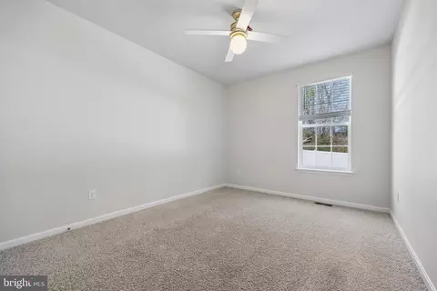 Bedroom - 5812 Haller Pl, Frederick, MD 21704 photo 3 of 9