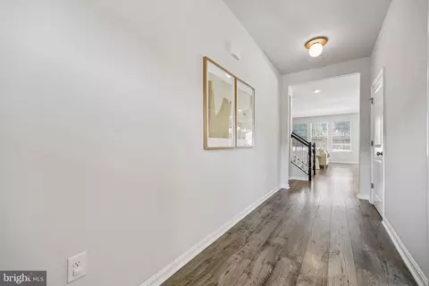 Entry Way - 5812 Haller Pl, Frederick, MD 21704 photo 2 of 37