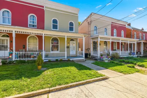 Exterior - 316 E 3rd St E, Frederick, MD 21701 photo 3 of 11