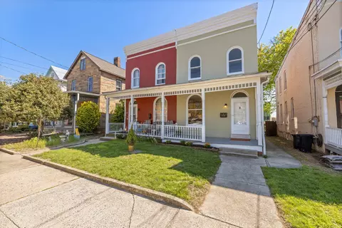 316 E 3rd St E, Frederick, MD 21701