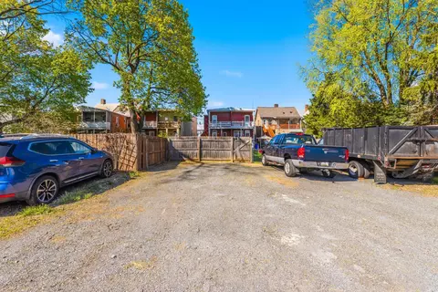 Exterior - 316 E 3rd St E, Frederick, MD 21701 photo 10 of 11