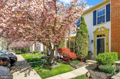 9424 Berkley Ln, Frederick, MD 21701