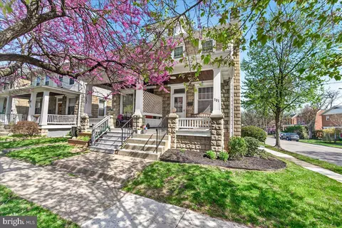 301 W 7th St, Frederick, MD 21701