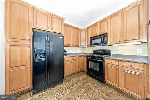 Kitchen - 35 E All Saints St #114, Frederick, MD 21701 photo 3 of 5