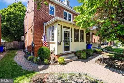 209 Monroe Ave, Frederick, MD 21701