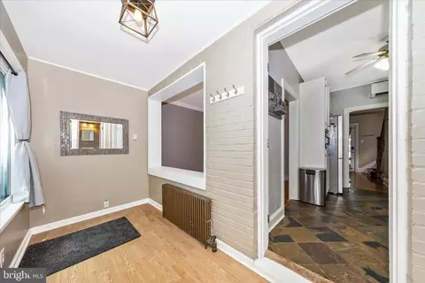 Entry Way - 209 Monroe Ave, Frederick, MD 21701 photo 6 of 10