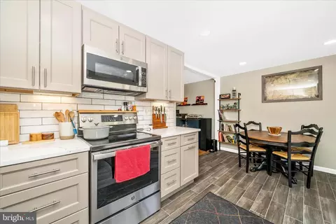 Kitchen - 5696 Pebble Dr, Frederick, MD 21703 photo 3 of 3