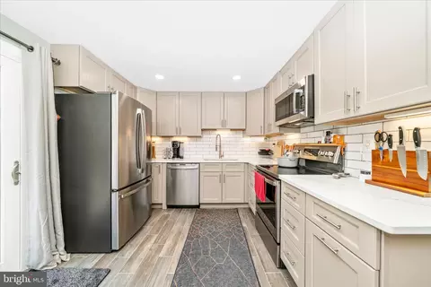 Kitchen - 5696 Pebble Dr, Frederick, MD 21703 photo 2 of 3