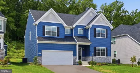 Exterior - 1815 Colt Ln, Frederick, MD 21702 photo 6 of 9