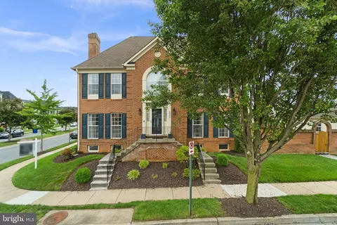 2553 Island Grove Blvd, Frederick, MD 21701