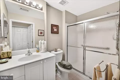 Bath - 595 Cawley Dr #4 3C, Frederick, MD 21703 photo 1 of 2
