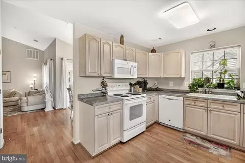 Kitchen - 595 Cawley Dr #4 3C, Frederick, MD 21703 photo 1 of 4