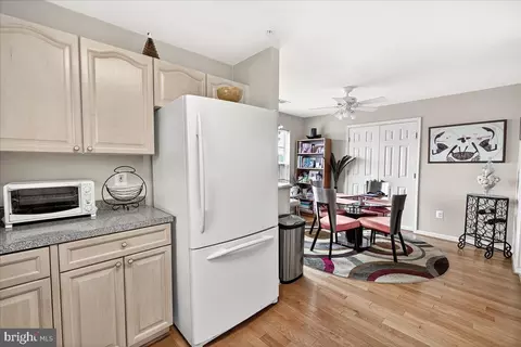 Kitchen - 595 Cawley Dr #4 3C, Frederick, MD 21703 photo 3 of 4