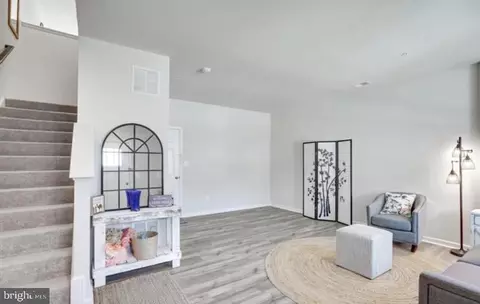 Entry Way - 1328 Ricketts Rd, Frederick, MD 21702 photo 2 of 14