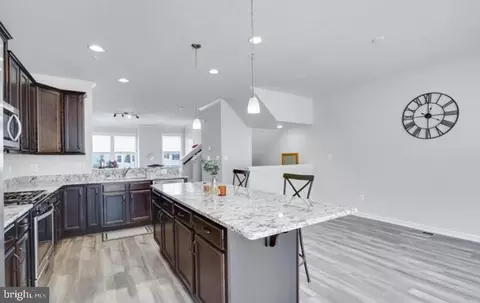 Entry Way - 1328 Ricketts Rd, Frederick, MD 21702 photo 7 of 14