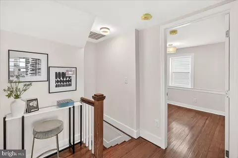 Entry Way - 208 Main St, Middletown, MD 21769 photo 2 of 2