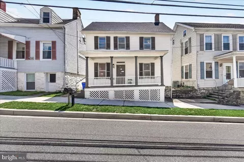Exterior - 208 Main St, Middletown, MD 21769 photo 2 of 19