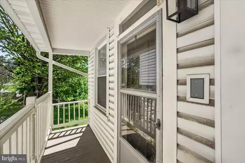 Exterior - 208 Main St, Middletown, MD 21769 photo 4 of 19