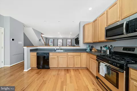 Kitchen - 584 Ellison Ct, Frederick, MD 21703 photo 2 of 7