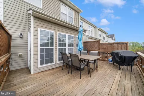 Exterior - 584 Ellison Ct, Frederick, MD 21703 photo 4 of 14