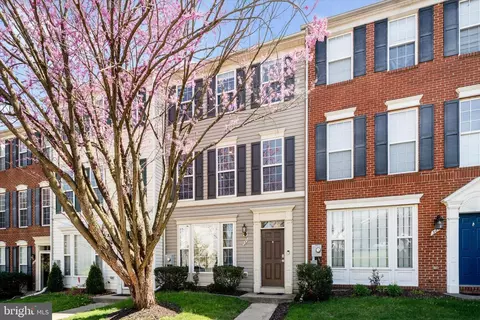 Exterior - 584 Ellison Ct, Frederick, MD 21703 photo 12 of 14