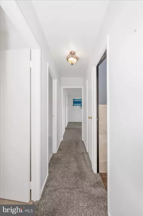 Entry Way - 207 Barbara St, Frederick, MD 21701 photo 1 of 2