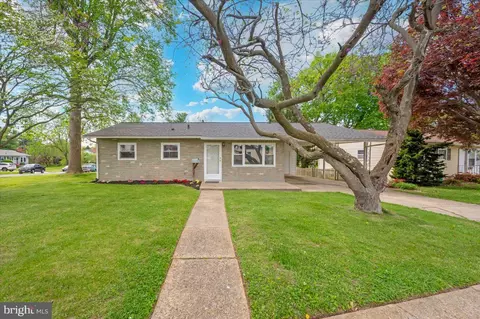 Exterior - 207 Barbara St, Frederick, MD 21701 photo 10 of 13
