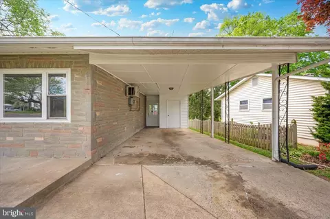 Exterior - 207 Barbara St, Frederick, MD 21701 photo 13 of 13