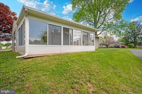 Exterior - 207 Barbara St, Frederick, MD 21701 photo 8 of 13