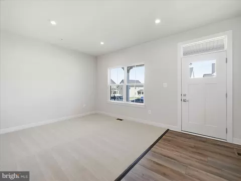 Living - 1205 Katahdin Dr, Frederick, MD 21702 photo 2 of 7