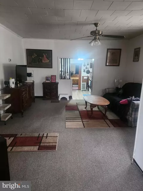 Entry Way - 5703 Tobery Rd, Frederick, MD 21704 photo 1 of 7
