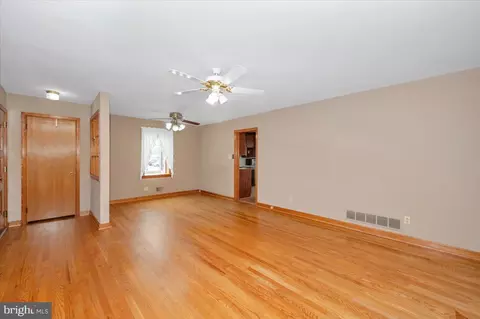 Living - 1201 Staley Ave, Frederick, MD 21701 photo 4 of 6