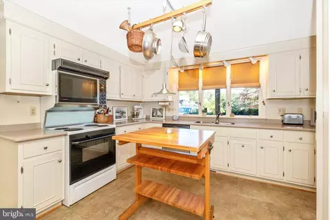 5433 Shookstown Rd, Frederick, MD 21702 photo 9