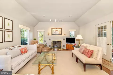 5433 Shookstown Rd, Frederick, MD 21702 photo 3