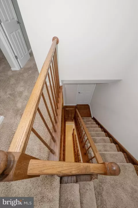 Entry Way - 7958 Parkland Pl, Frederick, MD 21701 photo 6 of 9