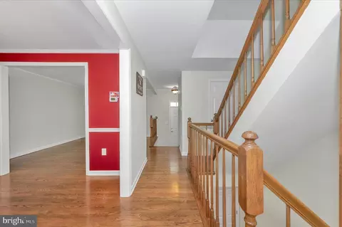 Entry Way - 7958 Parkland Pl, Frederick, MD 21701 photo 4 of 9