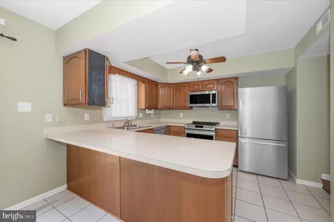 Kitchen - 7958 Parkland Pl, Frederick, MD 21701 photo 4 of 8