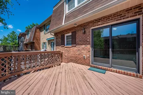 Exterior - 7958 Parkland Pl, Frederick, MD 21701 photo 5 of 12