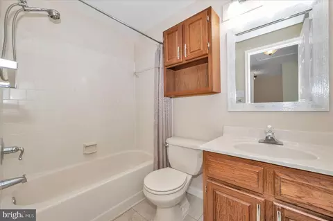 Bath - 7958 Parkland Pl, Frederick, MD 21701 photo 3 of 3