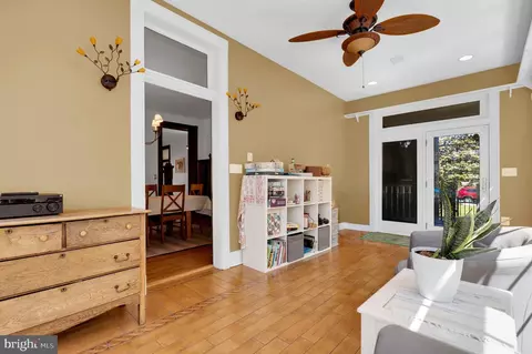 Entry Way - 216 E Main St, Middletown, MD 21769 photo 2 of 8