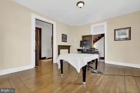 Entry Way - 216 E Main St, Middletown, MD 21769 photo 5 of 8