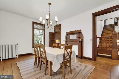 Dining - 216 E Main St, Middletown, MD 21769 photo 4 of 4