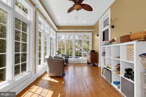 Entry Way - 216 E Main St, Middletown, MD 21769 photo 3 of 8