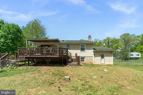 Exterior - 6403 Ford Rd, Frederick, MD 21702 photo 3 of 4