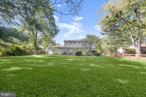 Exterior - 8208 Glendale Dr, Frederick, MD 21702 photo 11 of 17