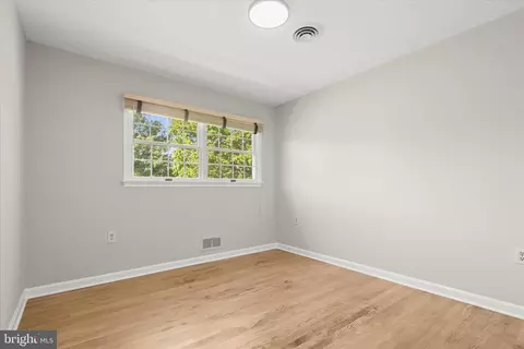 Bedroom - 8208 Glendale Dr, Frederick, MD 21702 photo 3 of 7