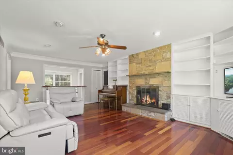 Living - 8208 Glendale Dr, Frederick, MD 21702 photo 2 of 8