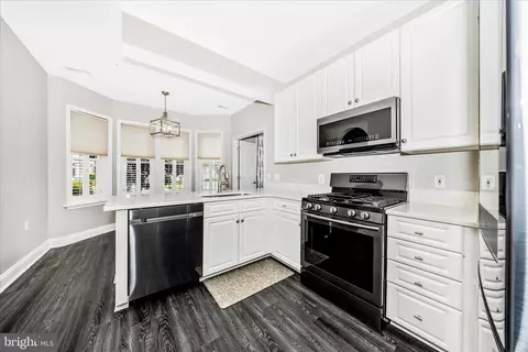 2520 Waterside Dr #105, Frederick, MD 21701