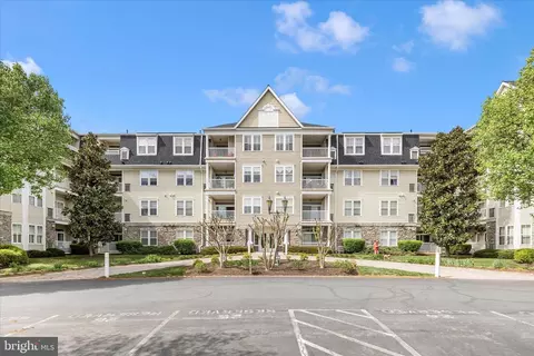 2520 Waterside Dr #105, Frederick, MD 21701
