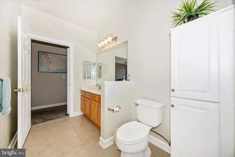Entry Way - 35 E All Saints St #211, Frederick, MD 21701 photo 6 of 10